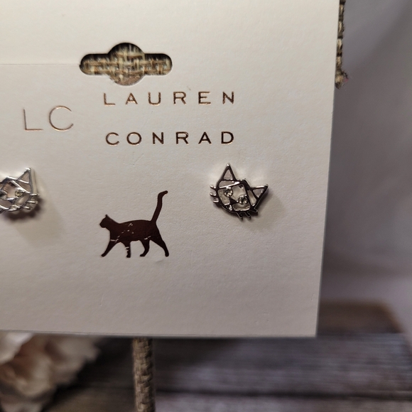 LC Lauren Conrad Silver Cat Stud Earrings - Picture 2 of 2